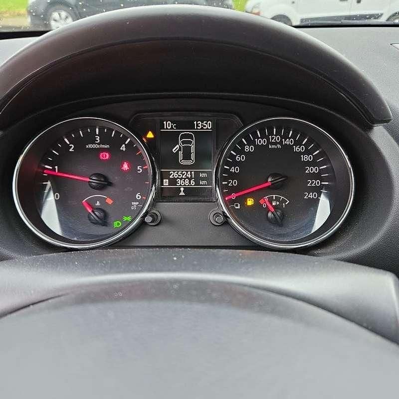 Usado Nissan Qashqai Premium Edition 105 CV (77 kW) 2010 Gris SUV