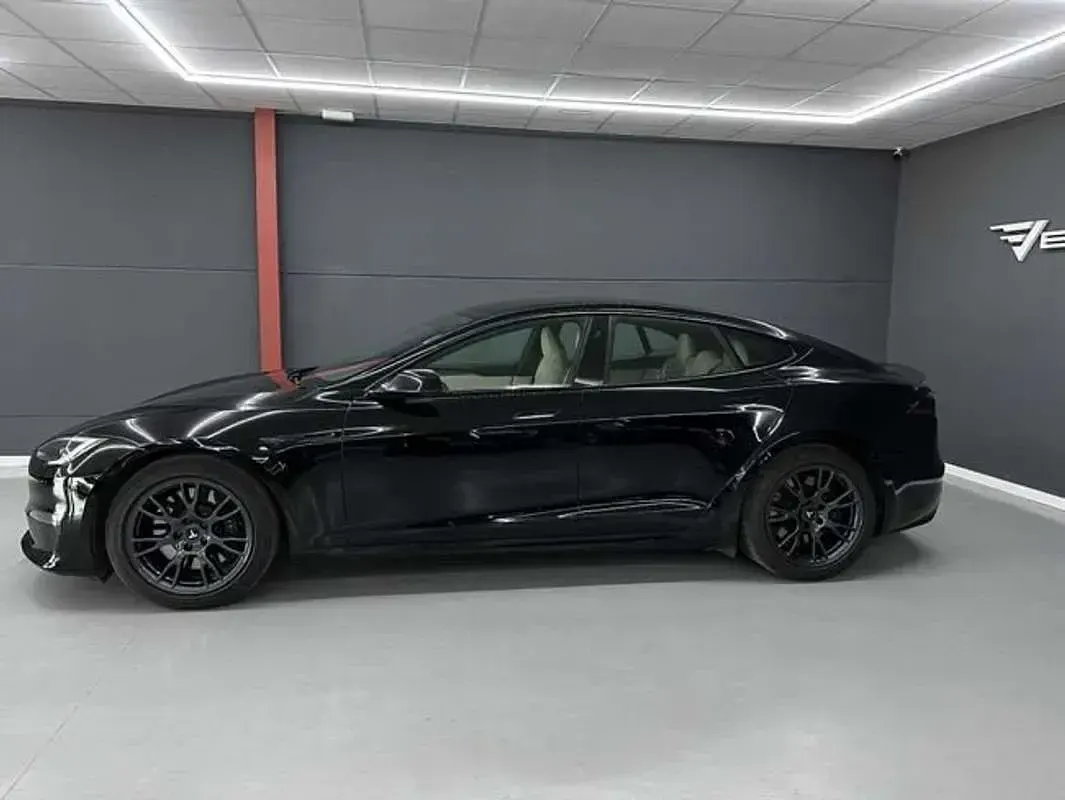 Usado Tesla Model S Plaid 759 kW (1033 CV) 2023 Negro Utilitario