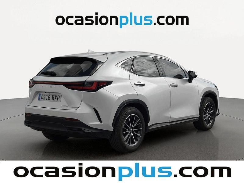 Usado Lexus NX350h 242 CV (177 kW) 2025 Blanco SUV