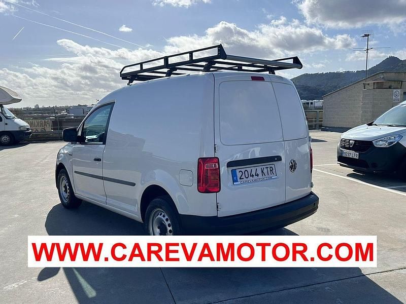 Usado VW Caddy 102 CV (75 kW) 2019 Blanco Monovolumen