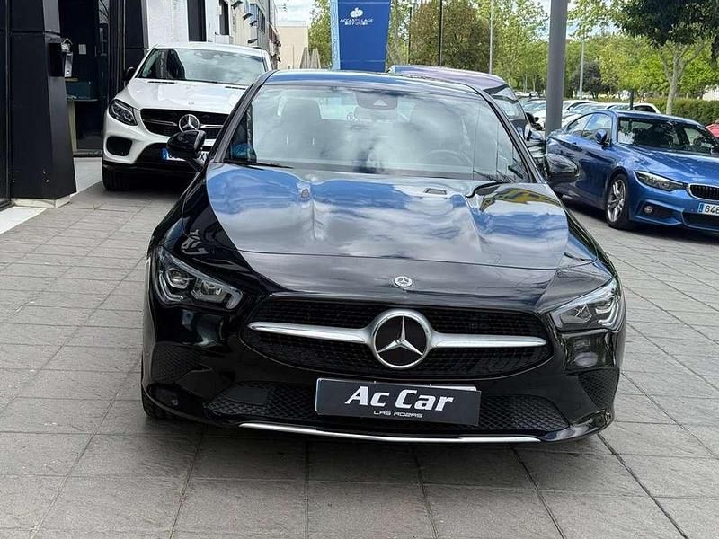 Usado Mercedes CLA250e 218 CV (160 kW) 2022 Negro Berlina
