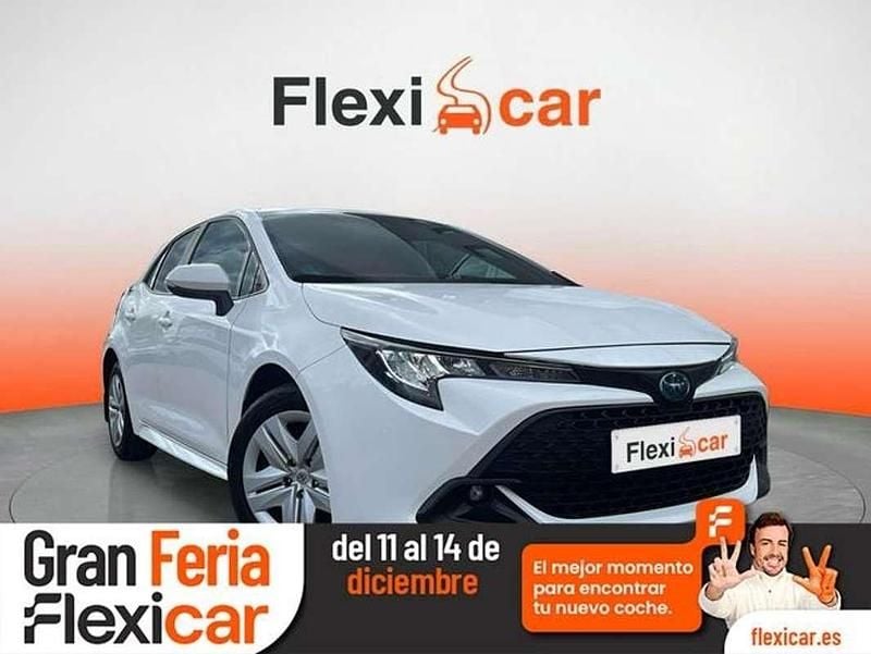 Blanco Usado 2023 Toyota Corolla Business Edition Utilitario | 20.790 € (Buen precio) - Imagen 1/4