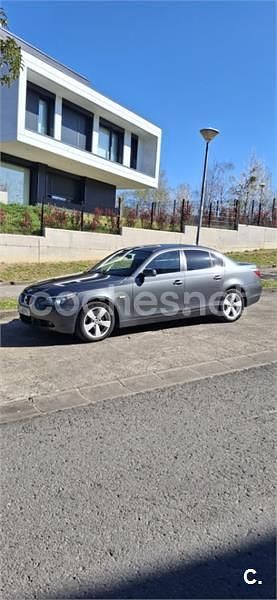 Usado BMW 530 231 CV (169 kW) 2005 Gris / plata Berlina