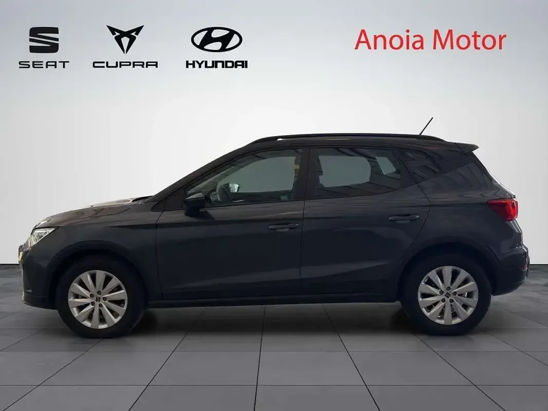 Usado Seat Arona Style 116 HP (85 kW) 2025 Cinzento SUV