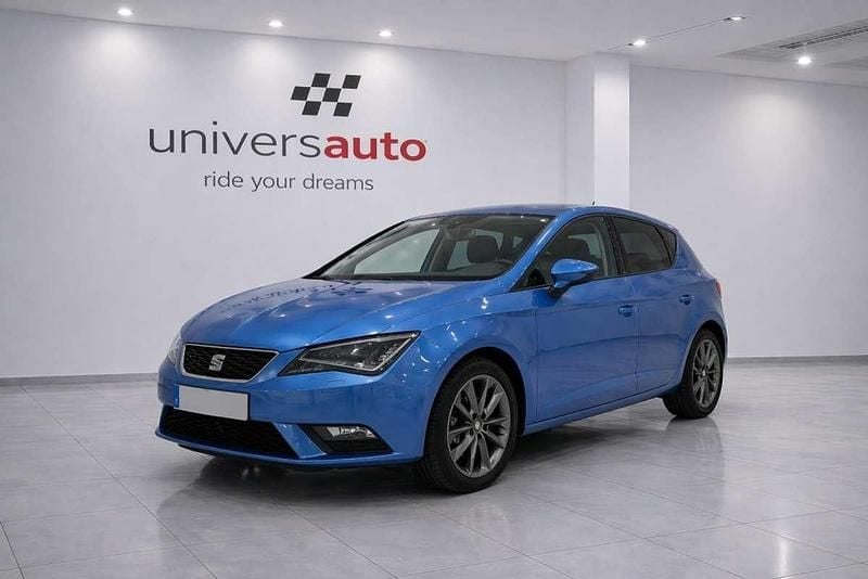 Usado Seat Ibiza Style 105 CV (77 kW) 2014 Azul Utilitario