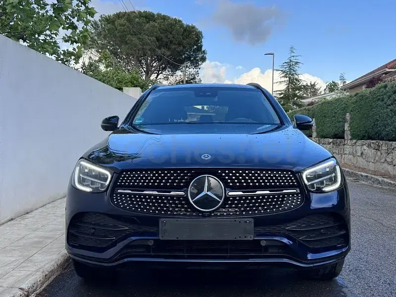 Usado Mercedes GLC300e 320 CV (235 kW) 2021 Azul SUV