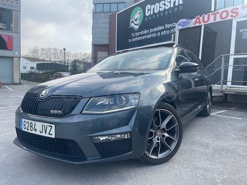 Usado Skoda Octavia RS 184 CV (135 kW) 2017 Gris / plata Familiar