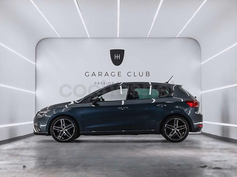 Usado Seat Ibiza FR 116 CV (85 kW) 2019 Gris / plata Utilitario