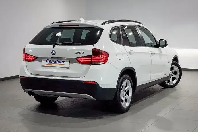Usado BMW X1 218 CV (160 kW) 2010 Blanco SUV