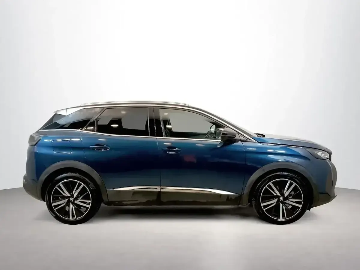 Usado Peugeot 3008 GT 227 CV (166 kW) 2021 Azul SUV