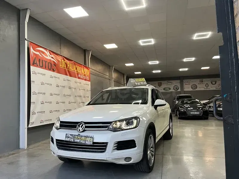 Usado VW Touareg 245 CV (180 kW) 2012 Blanco SUV