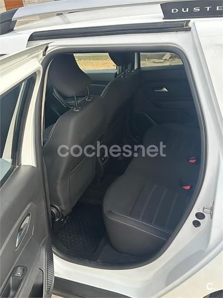 Usado Dacia Duster Expression 115 CV (84 kW) 2023 Blanco SUV