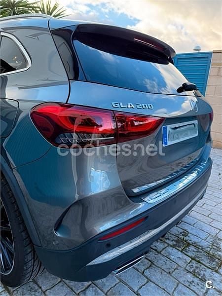 Usado Mercedes GLA200 156 CV (114 kW) 2020 Gris / plata SUV