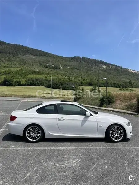 Usado BMW 320 177 CV (130 kW) 2010 Blanco Coupe