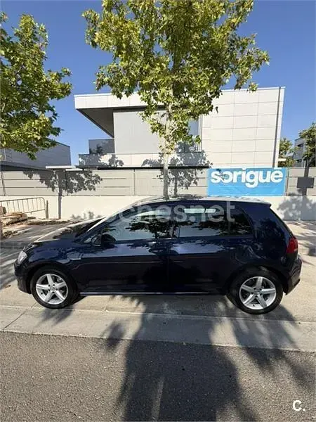 Usado VW Golf VII Business 105 CV (77 kW) 2015 Azul Berlina