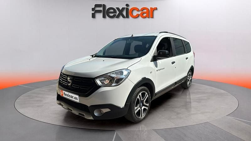 Usado Dacia Lodgy Comfort 116 CV (85 kW) 2021 Blanco Monovolumen