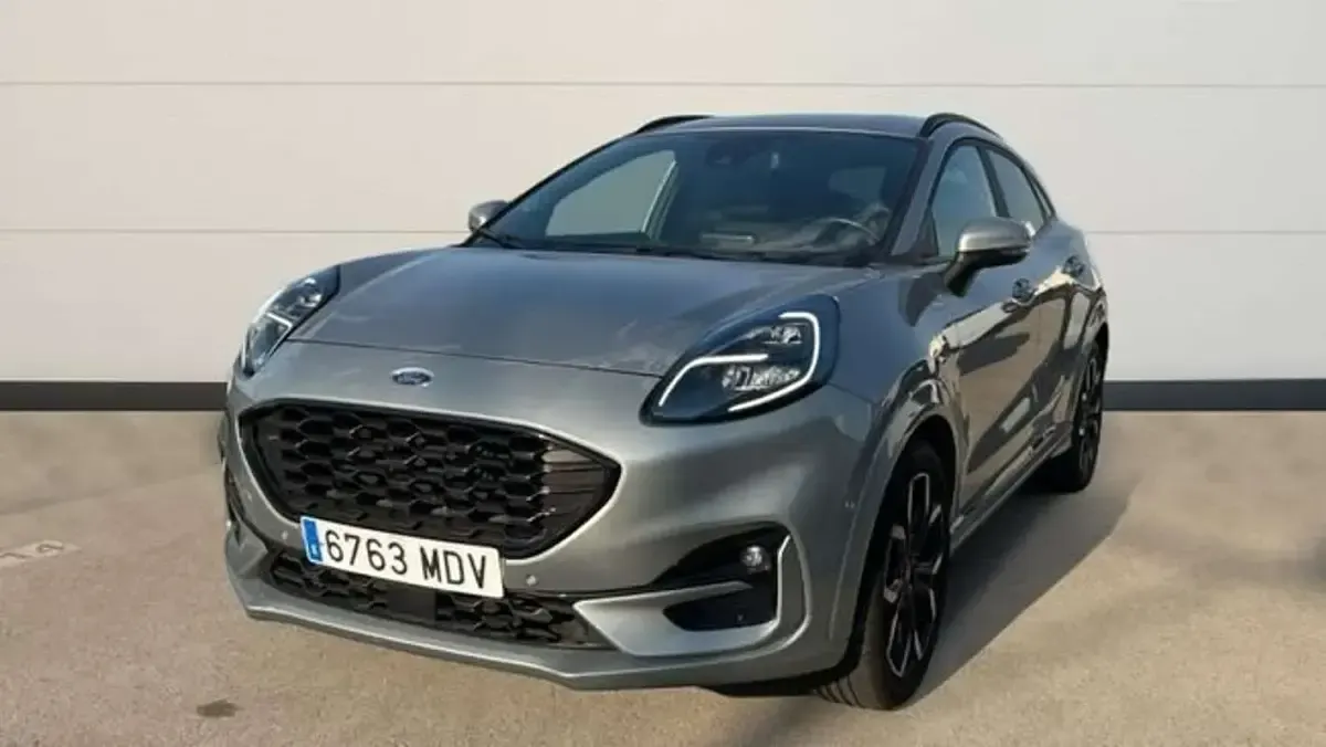 Usado Ford Puma ST-Line X 125 CV (91 kW) 2023 Plateado SUV