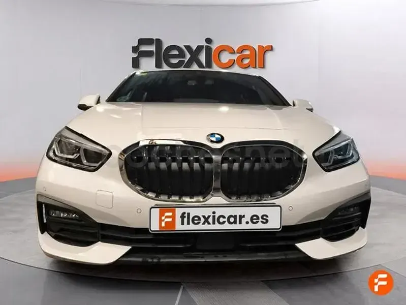Usado BMW 118 140 CV (102 kW) 2020 Blanco Berlina