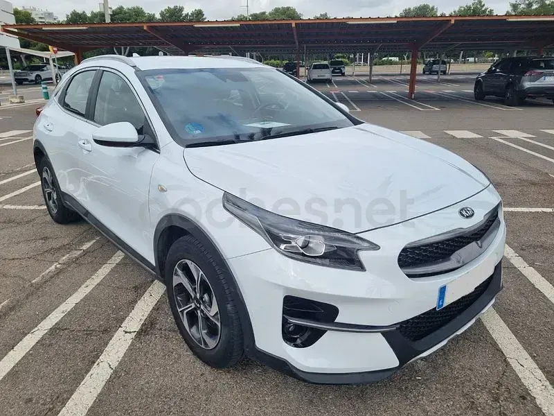 Usado Kia XCeed 160 CV (117 kW) 2021 Blanco SUV