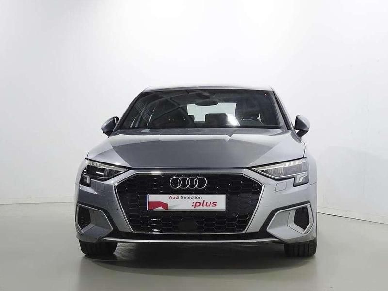Usado Audi A3 Sportback Advanced 116 CV (85 kW) 2023 Plateado Utilitario
