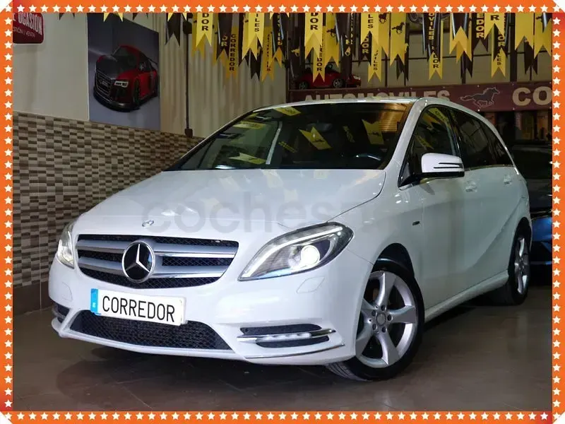 Usado Mercedes B200 140 CV (102 kW) 2012 Blanco Monovolumen