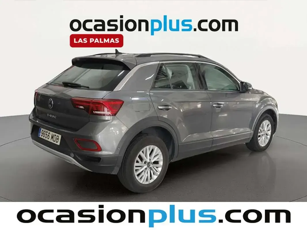 Usado VW T-Roc Life 110 CV (80 kW) 2022 Gris SUV