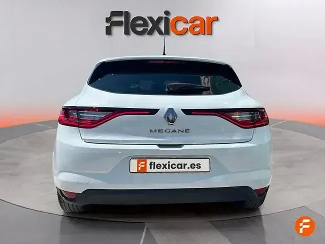 Usado Renault Mégane LIMITED 130 CV (95 kW) 2018 Blanco