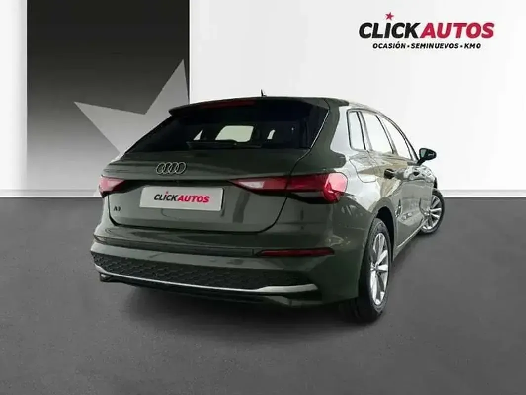 Usado Audi A3 116 CV (85 kW) 2025 Verde Berlina
