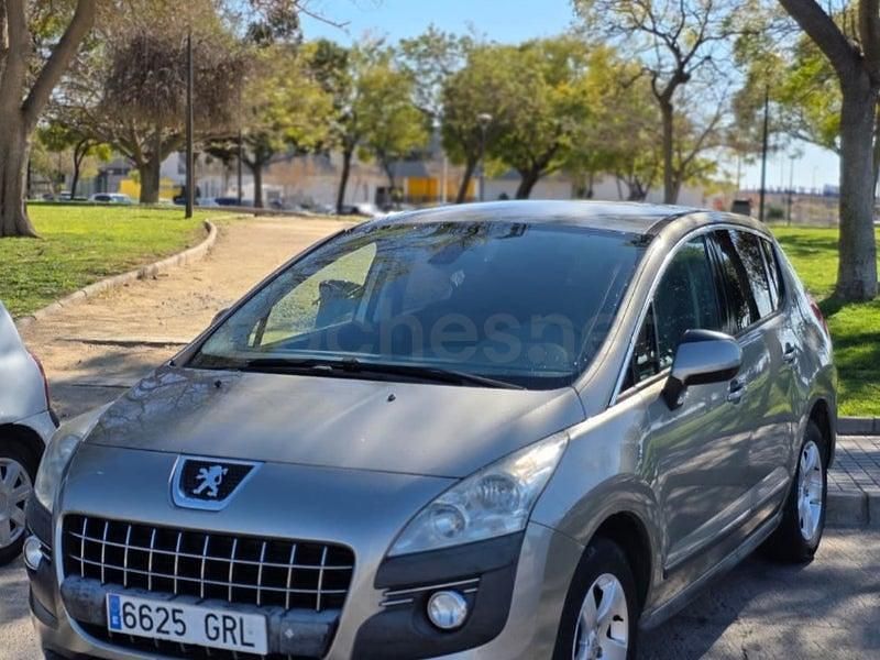 Usado Peugeot 3008 Premium 110 CV (80 kW) 2009 Beige Familiar