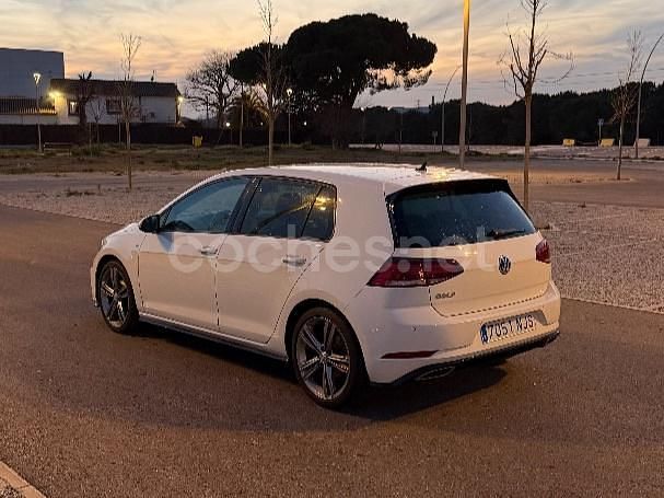 Usado VW Golf VII Sportline 125 CV (91 kW) 2018 Blanco Berlina