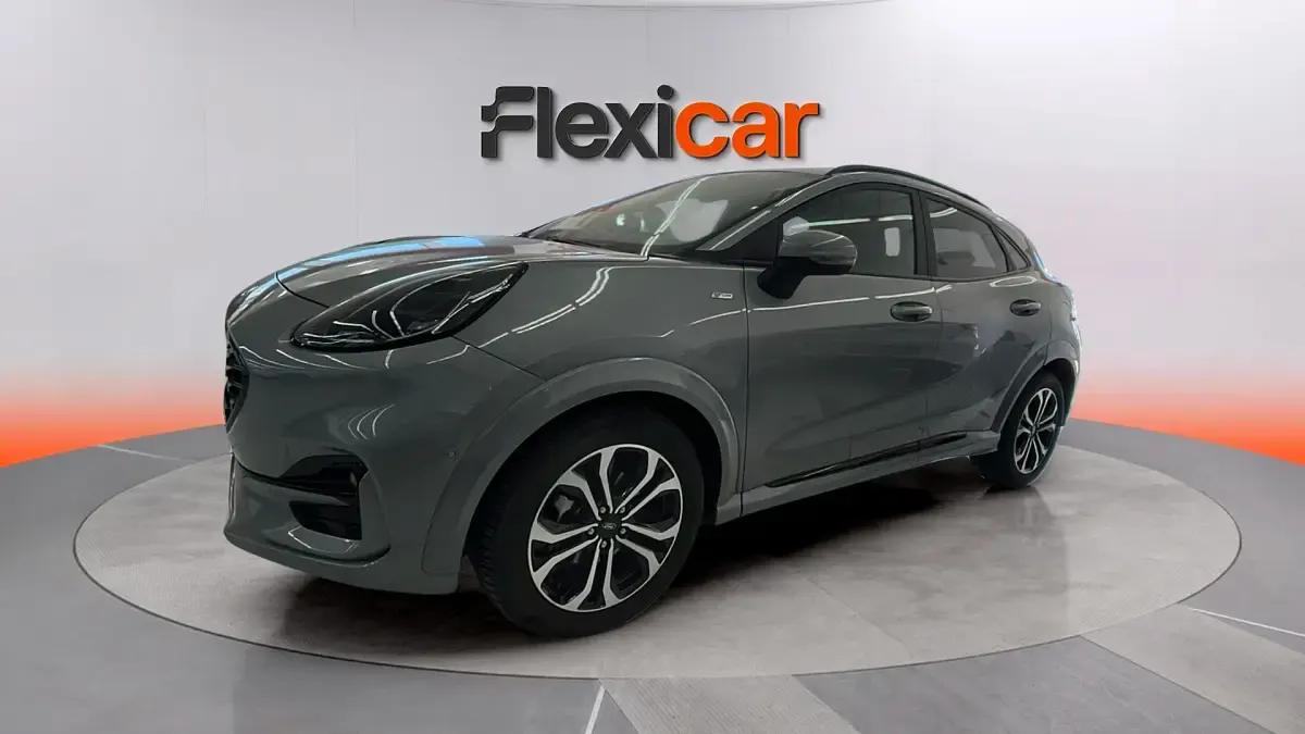 Usado Ford Puma ST-Line 125 CV (91 kW) 2023 Gris SUV