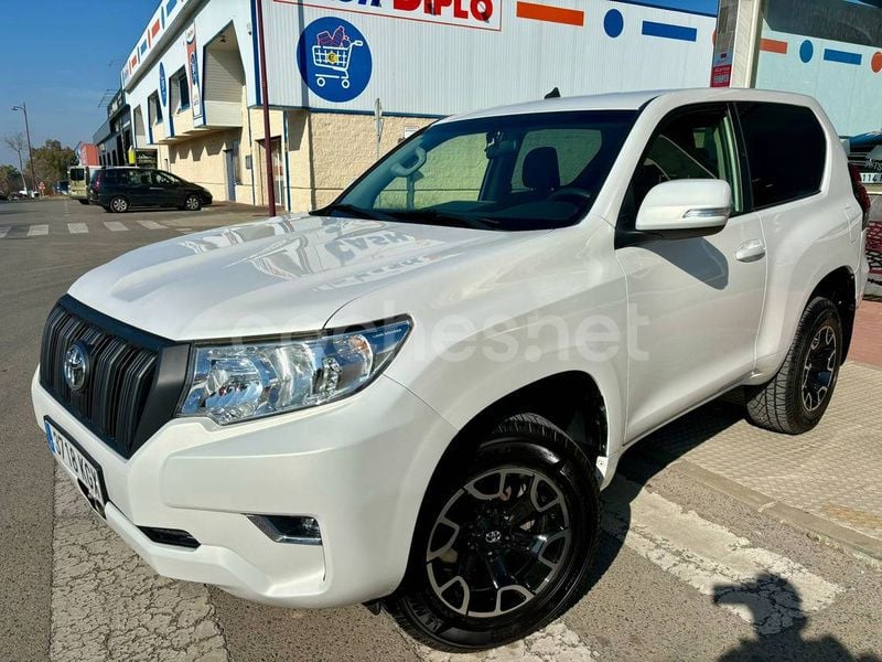 Blanco Usado 2018 Toyota Land Cruiser SUV | 34.999 € (Buen precio) - Imagen 1/4