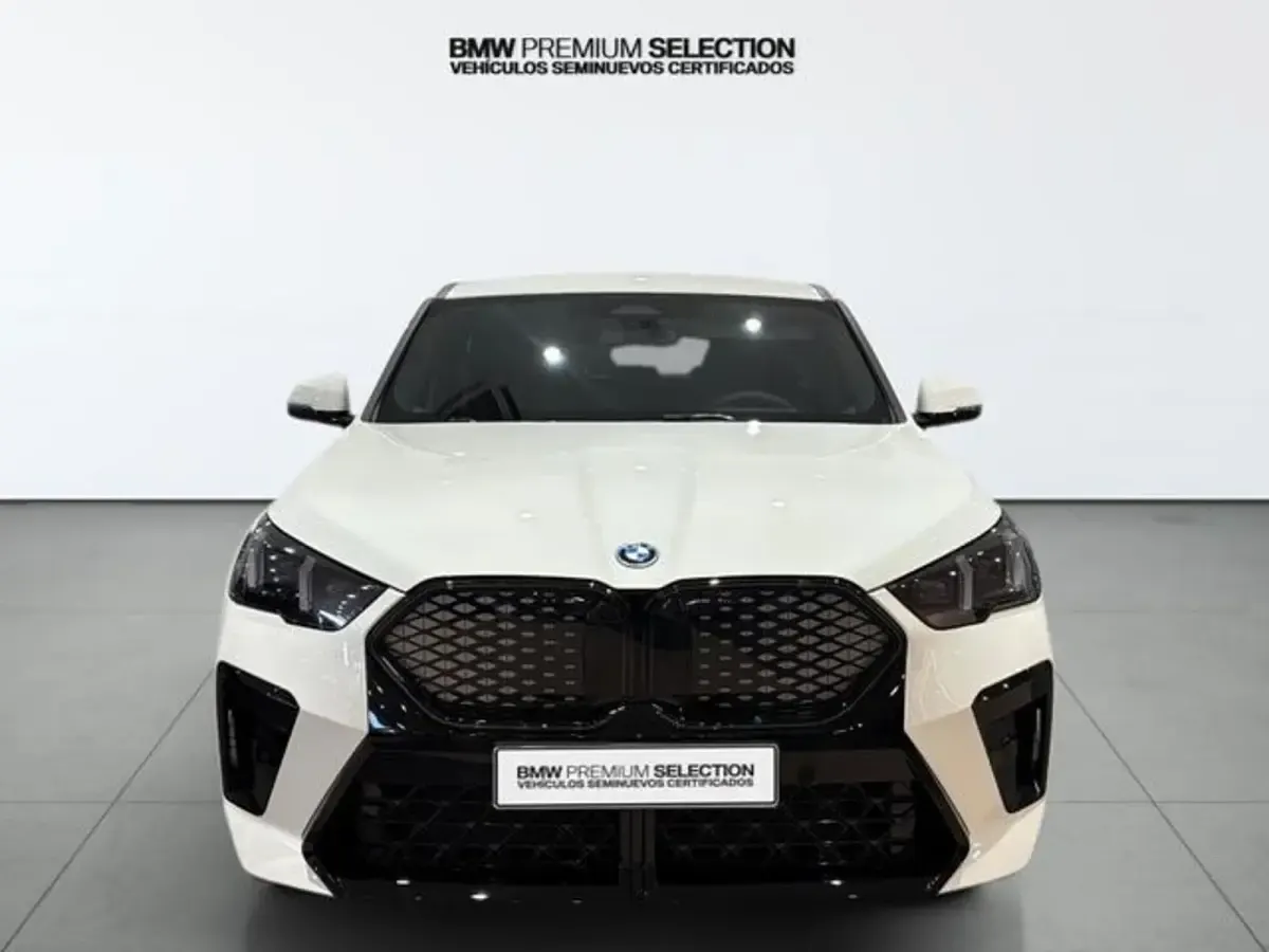 Nuevo BMW iX2 Comfort Edition 150 kW (204 CV) 2026 Blanco SUV