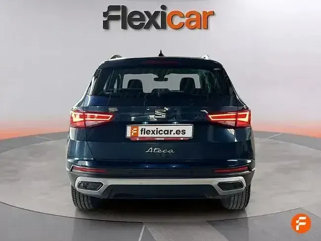Usado Seat Ateca Style 150 CV (110 kW) 2023 Azul SUV