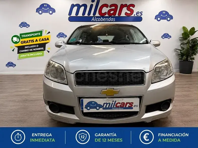Usado Chevrolet Aveo LS 84 CV (61 kW) 2011 Gris / plata Berlina