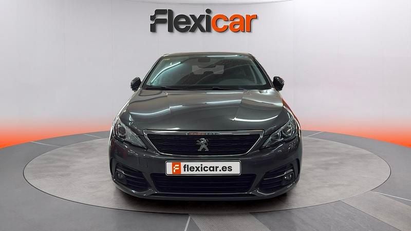 Usado Peugeot 308 Active 131 CV (96 kW) 2020 Gris Utilitario
