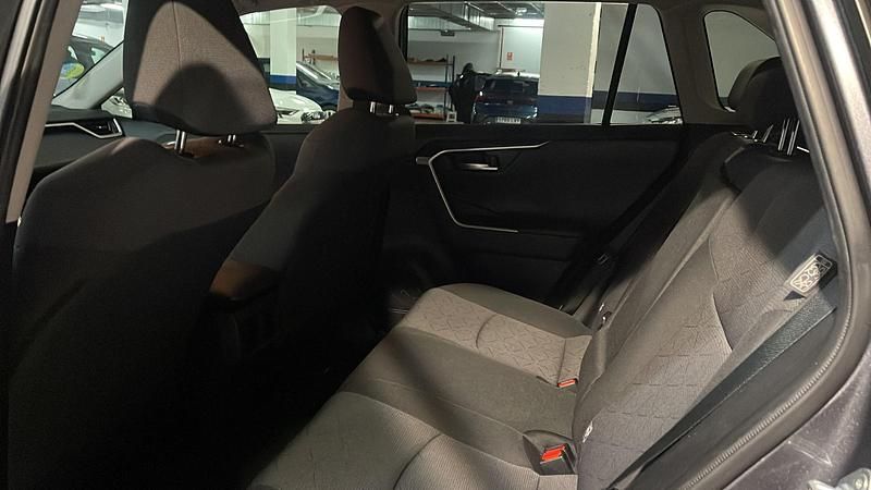 Usado Toyota RAV4 Hybrid Advance 218 CV (160 kW) 2021 Gris SUV