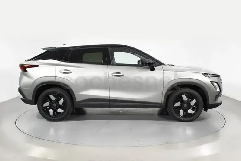 Usado Omoda 5 147 CV (108 kW) 2025 Gris / plata SUV