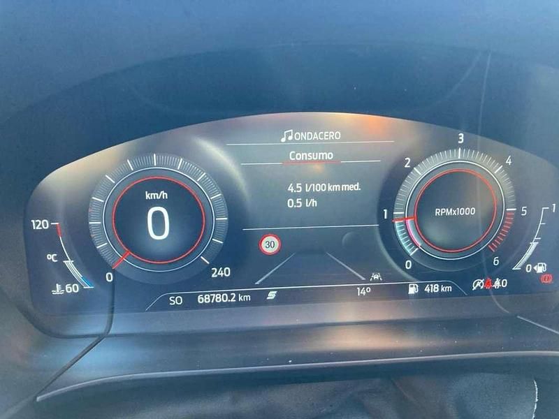 Usado Ford Kuga ST-Line X 150 CV (110 kW) 2021 Plateado SUV