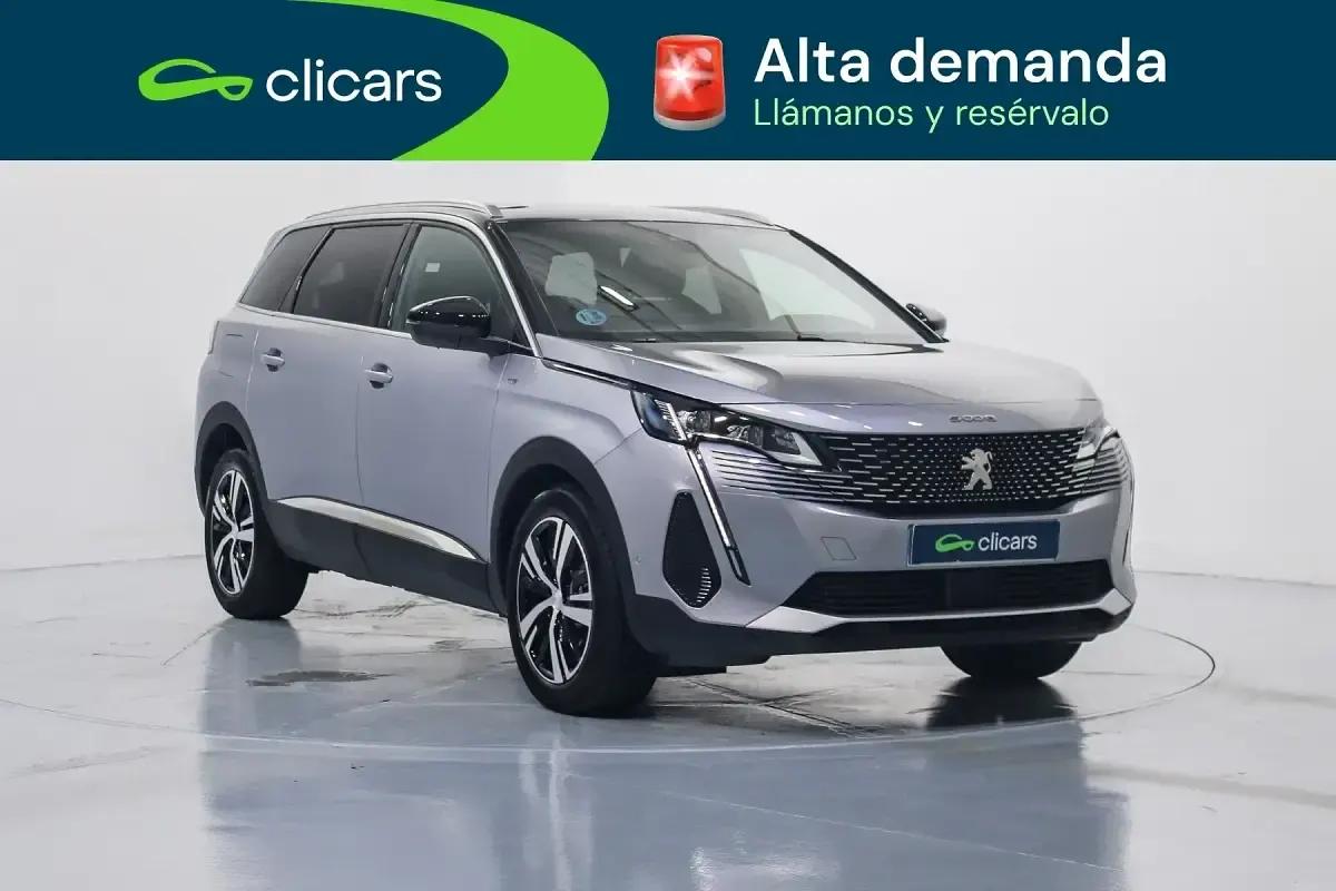 Usado Peugeot 5008 GTi 136 CV (100 kW) 2024 Gris SUV