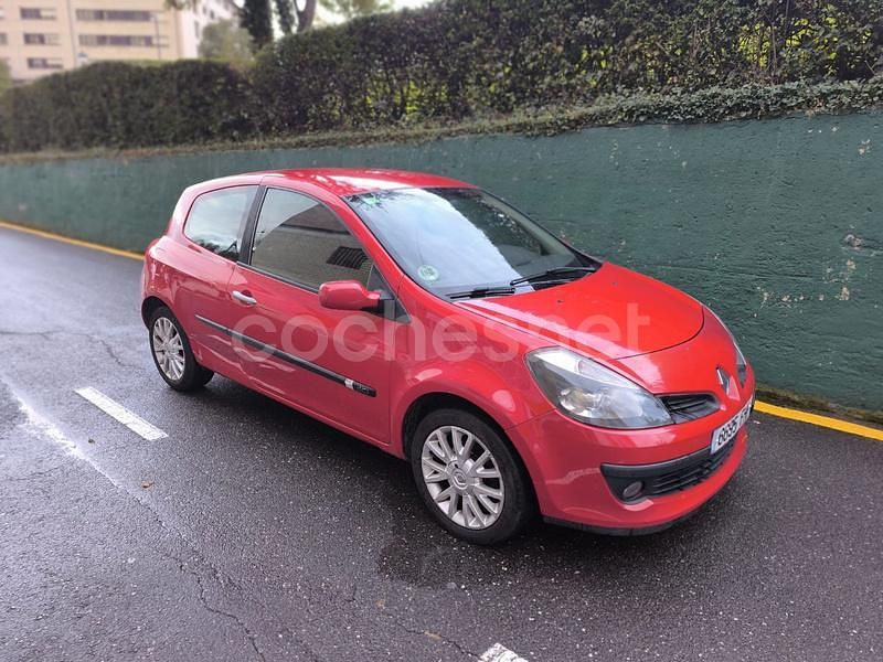 Naranja Usado 2006 Renault Clio II Exception Berlina | 4900 € - Imagen 1/4