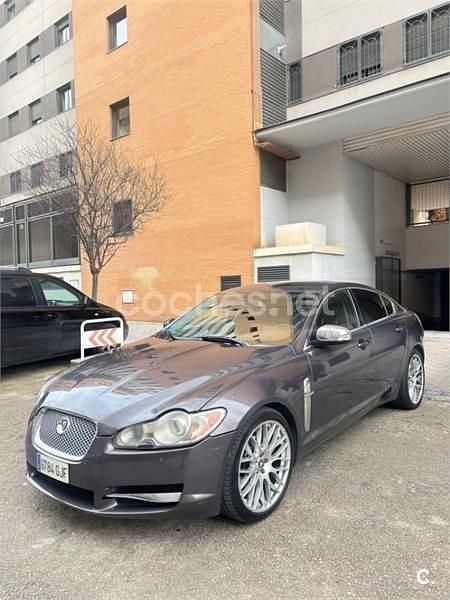 Usado Jaguar XF Premium Luxury 207 CV (152 kW) 2009 Gris / plata Berlina