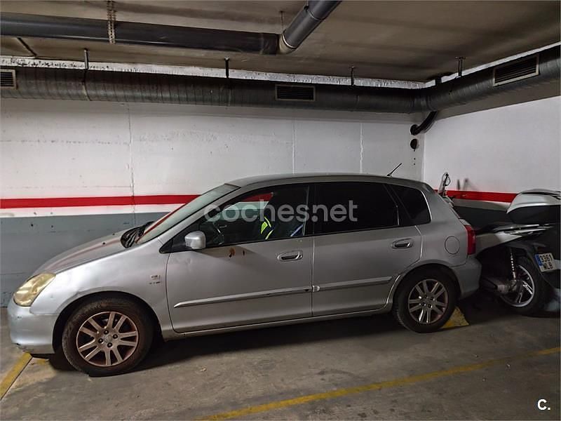 Gris / plata Usado 2003 Honda Civic LS Berlina | 2450 € (Buen precio) - Imagen 1/1