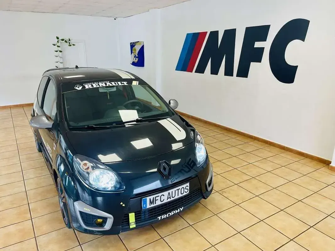 Usado Renault Twingo R.S. 133 CV (97 kW) 2009 Negro Utilitario