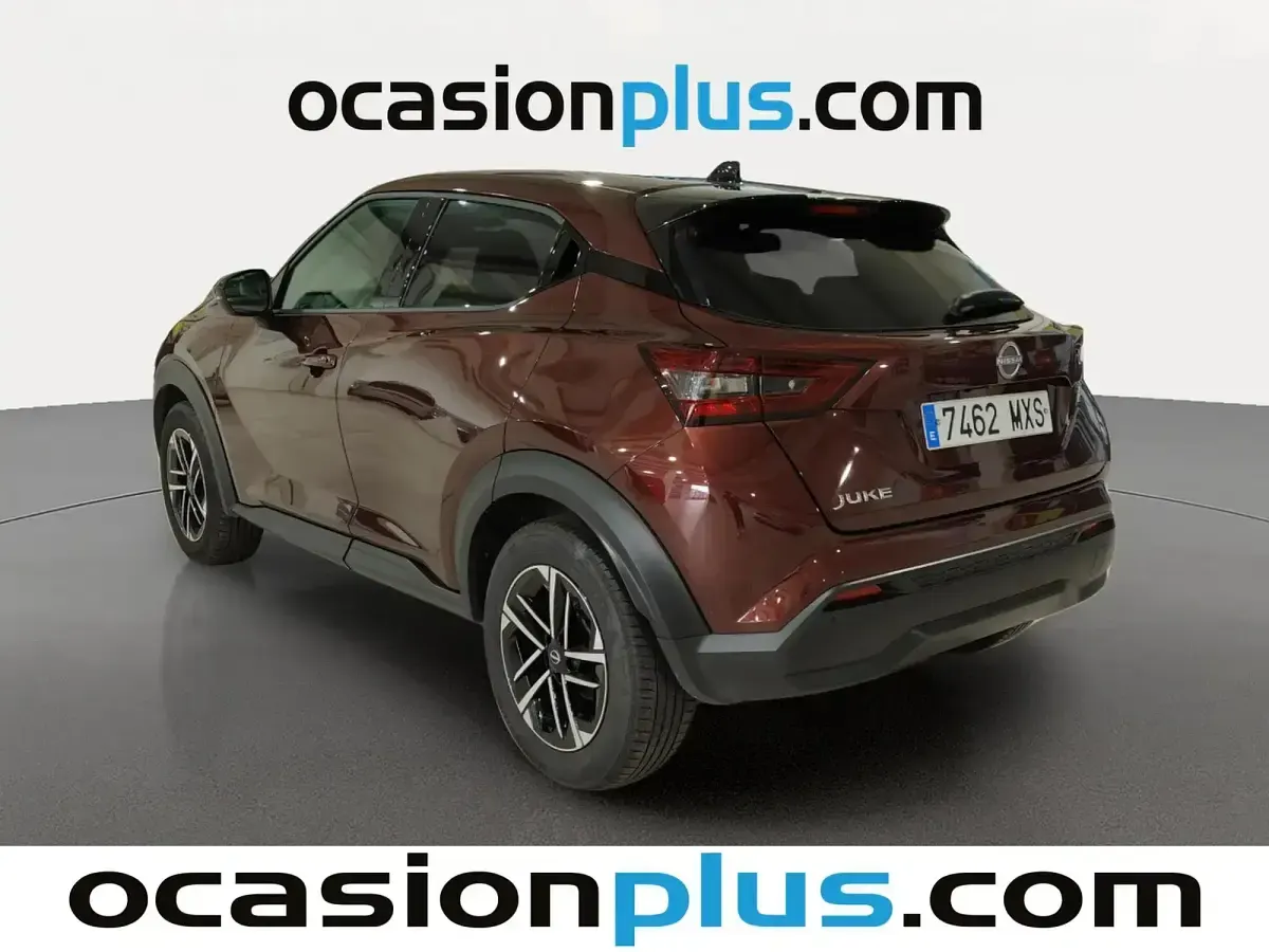 Begagnad Nissan Juke N-Connecta 114 HK (83 kW) 2025 Röd SUV