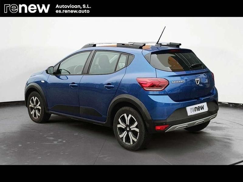 Usado Dacia Sandero Comfort 91 CV (66 kW) 2023 Azul Berlina