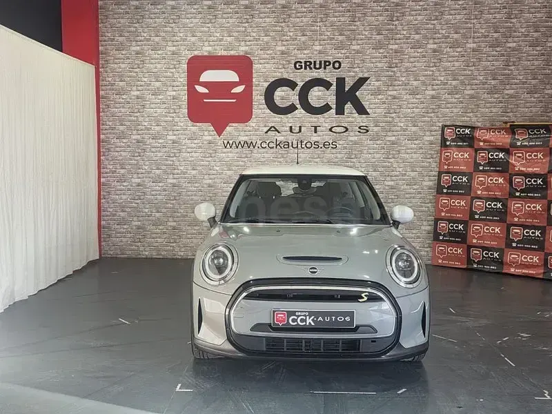 Usado Mini Cooper SE 135 kW (184 CV) 2021 Eléctrico Utilitario