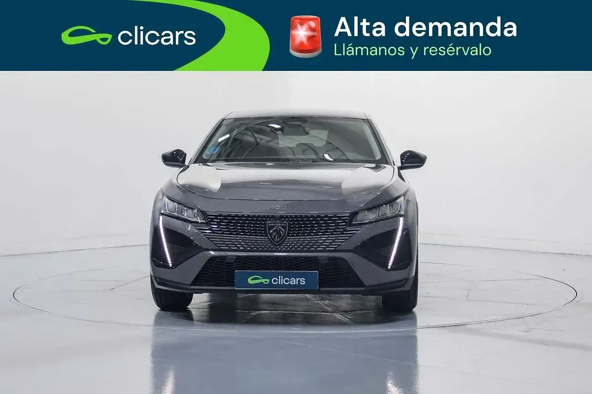 Usado Peugeot 408 Allure 136 CV (100 kW) 2025 Gris SUV