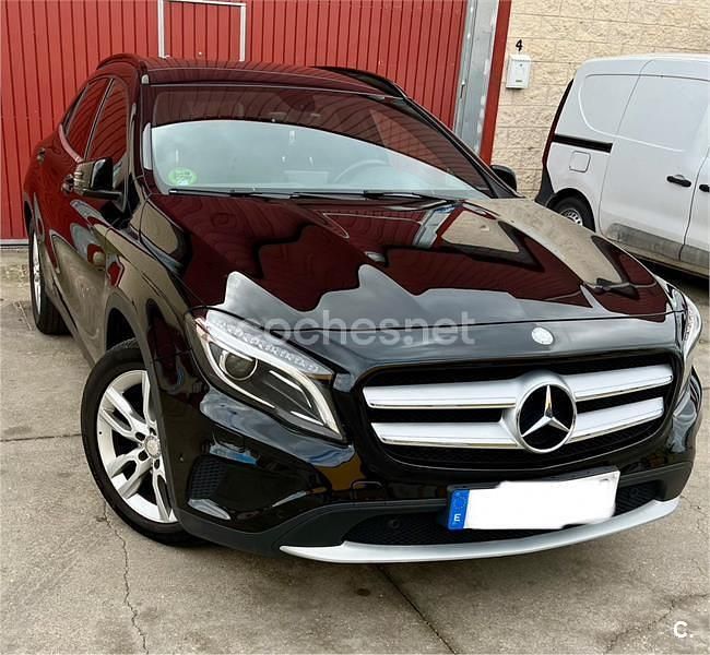 Negro Usado 2015 Mercedes GLA200 Edition 1 SUV | 17.900 € (Precio justo) - Imagen 1/4