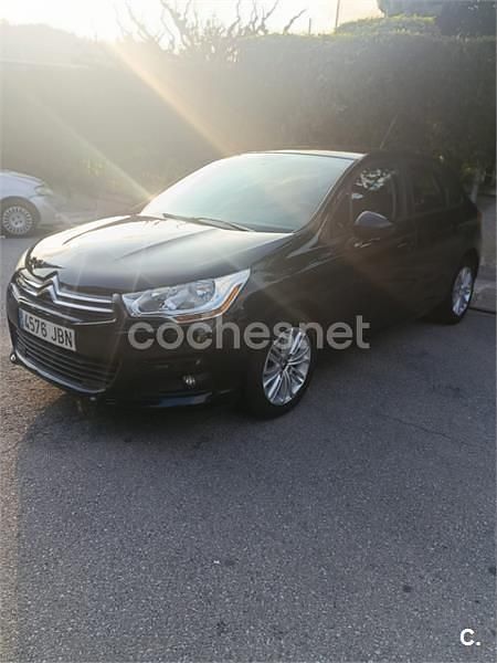 Usado Citroën C4 120 CV (88 kW) 2015 Negro Berlina